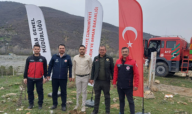 Afyonkarahisar Sultandağı’nda fidan dikim etkinliğine kurumlar destek verdi