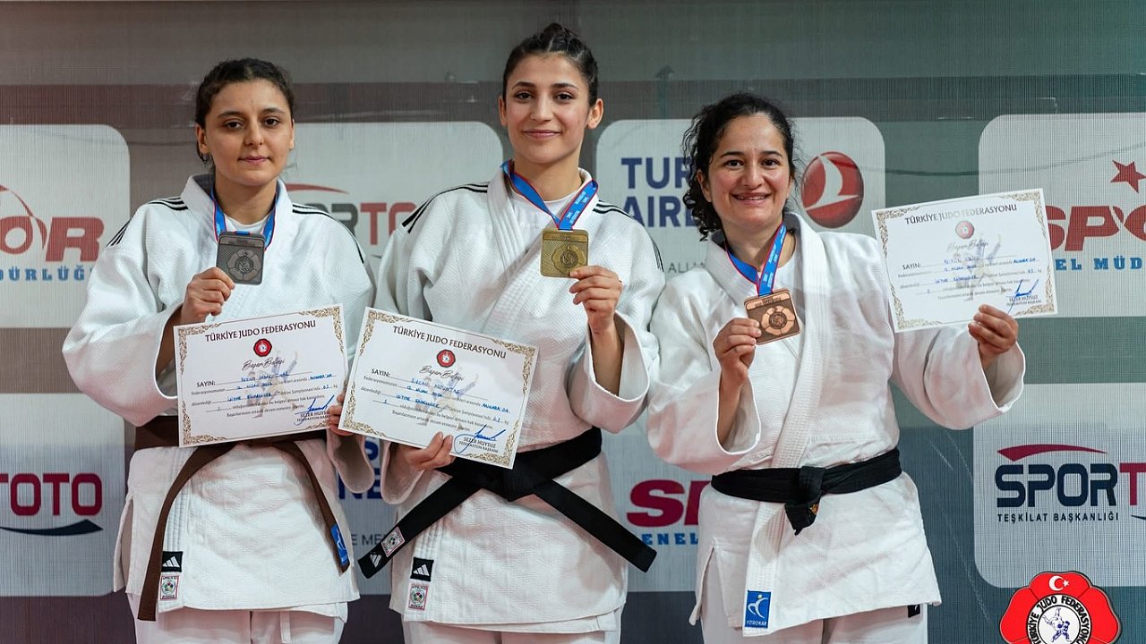 Afyonkarahisarlı Judocu Berika Başak Çınar Türkiye İkincisi Oldu