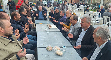 AK Parti Afyonkarahisar teşkilatı Şerife Arslan’ın mevlid programına katıldı