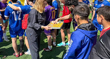 AK Parti Afyonkarahisar teşkilatından Türk dünyası turnuvasına ziyaret