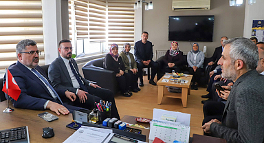 AK Parti Afyonkarahisar Yönetiminden Sebze ve Meyveciler Odası’na ziyaret