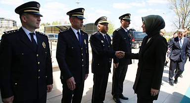 Bakan Yardımcısı Yiğitbaşı Afyonkarahisar Emniyet Müdürlüğü’nü Ziyaret Etti