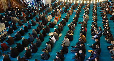 Cuma namazı saat kaçta? 25 Nisan il il cuma vakitleri tam liste