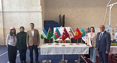 Emirdağ’da TÜBİTAK 4006 Bilim Fuarı Açıldı