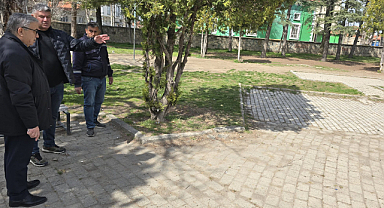 Şuhut Belediye Başkanı Muhittin Özaşkın Nazım Özer Parkı’nda İnceleme Yaptı
