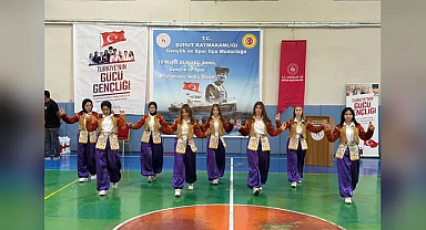 Afyon Şuhut’ta 19 Mayıs Kutlama Programı Düzenlendi