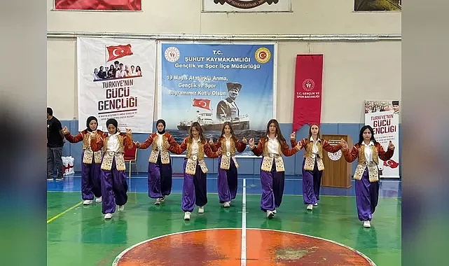 Afyon Şuhut’ta 19 Mayıs Kutlama Programı Düzenlendi