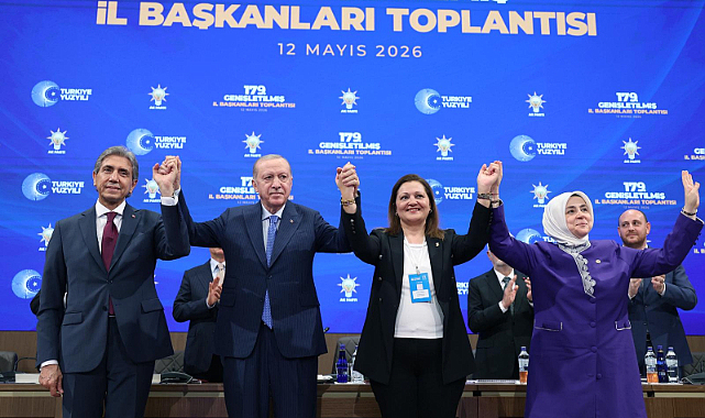 Afyonkarahisar Belediye Başkanı Burcu Köksal, AK Parti'ye katıldı ...