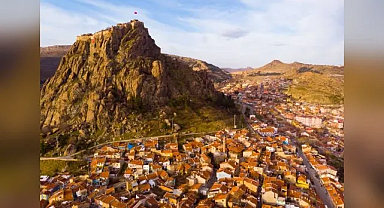 Afyonkarahisar'ı Keşfetmek: Şehrin Gerçek Karakterini Yansıtan Turistik Mekanlar