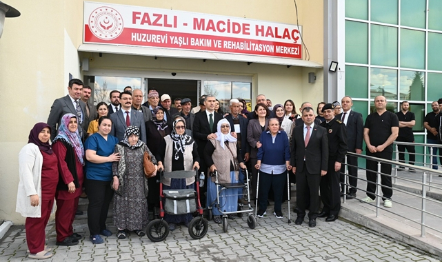 Afyonkarahisar Valisi Naci Aktaş Emirdağ'da Huzurevi Sakinlerini Ziyaret Etti