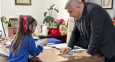 Afyonkarahisarlı Minik Yazar Arven Nil'den Örnek Başarı