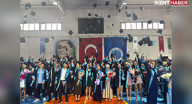 AKÜ Emirdağ MYO'da Mezuniyet Coşkusu