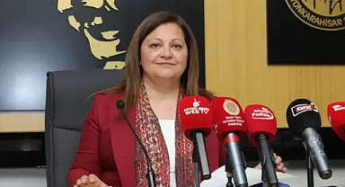Burcu Köksal: Bugün Ak Parti'ye katılıyorum