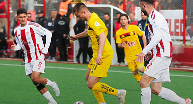 Eskişehirspor Play-Off’ta Yara Aldı