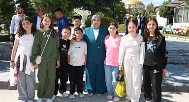 İscehisar’da Bayramlaşma: Protokol Halkla Buluştu