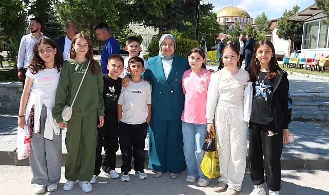 İscehisar’da Bayramlaşma: Protokol Halkla Buluştu