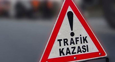 Isparta’da hafif ticari araç elektrik direğine çarptı: 2 ölü, 2 yaralı