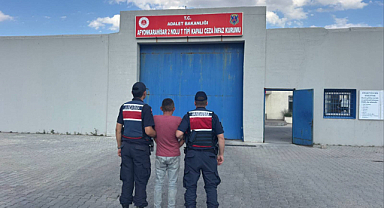 Afyonkarahisar'da jandarmadan bir haftada 35 aranan şüpheliye operasyon