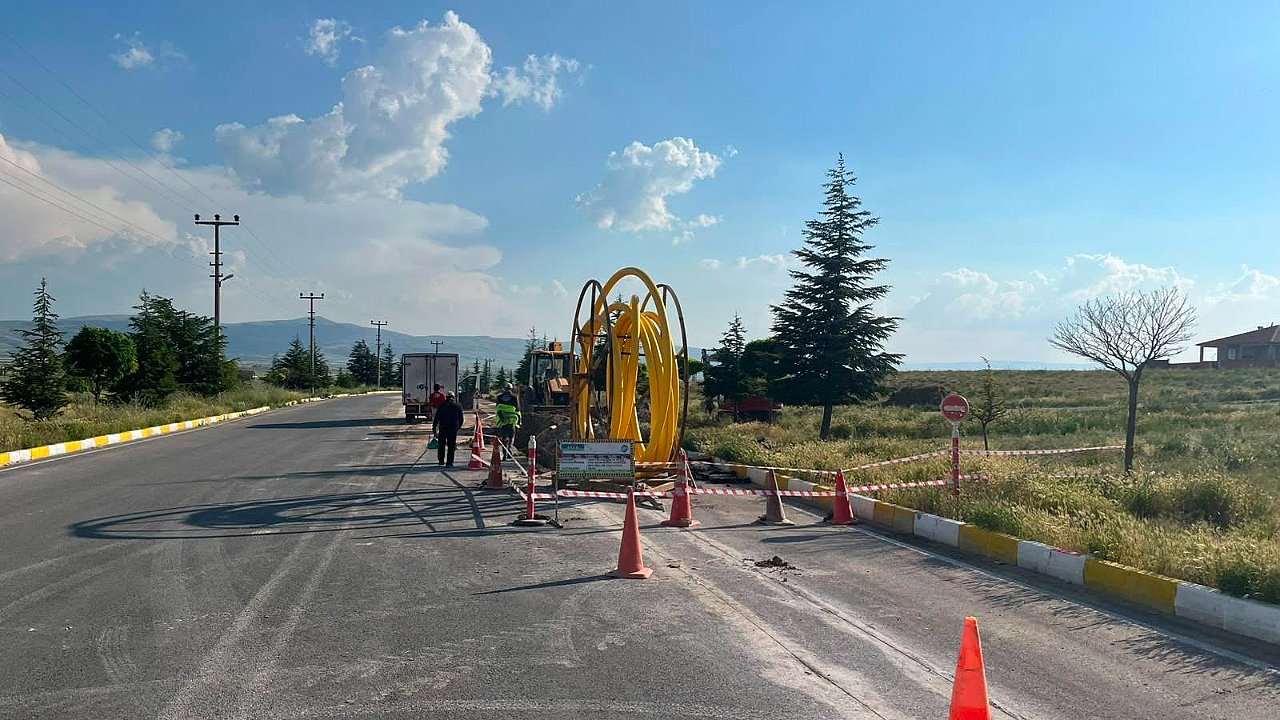 Afyonkarahisar Kocaöz Belediyesi’nden Yol Kazım Çalışması Uyarısı