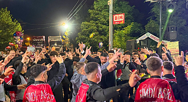 Afyonkarahisar Ülkü Ocakları heyeti Gebeceler’de asker eğlencesine katıldı
