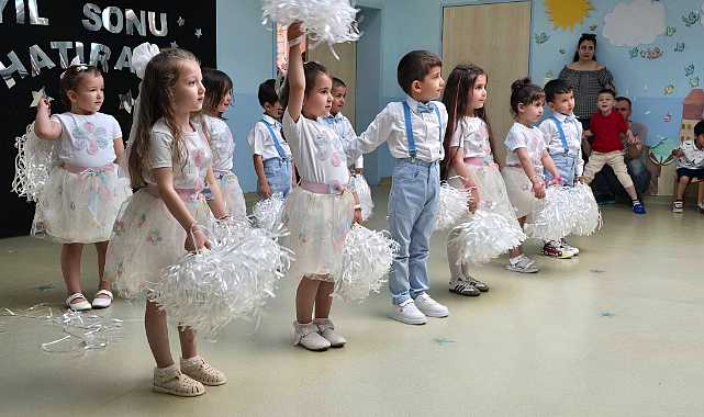 Emirdağ’da anaokulu öğrencileri mezuniyet töreniyle kep attı