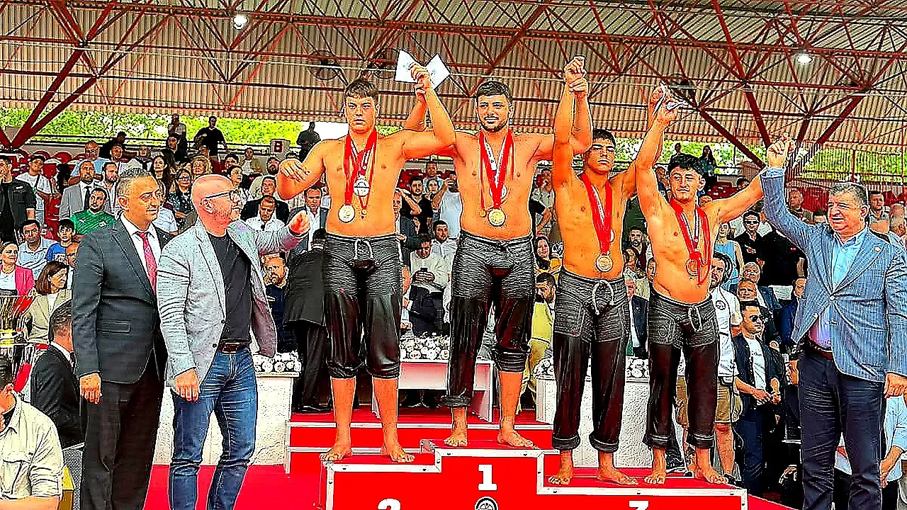 Afyonkarahisarlı Yiğit Aktaş, Kırkpınar'da şampiyon oldu