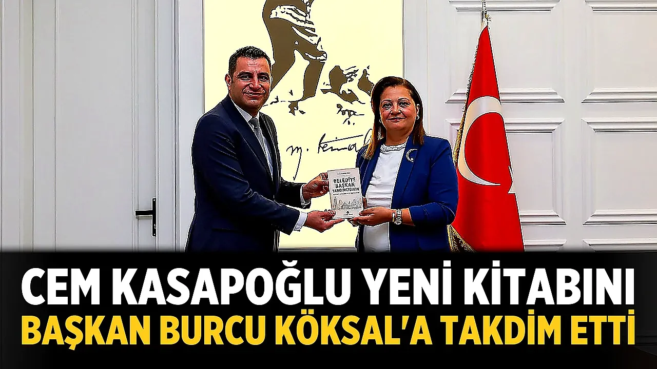 Cem Kasapoğlu yeni kitabını Başkan Burcu Köksal'a takdim etti