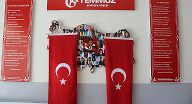 Miraç Sünnetci, Sinanpaşa'da Kardeşlik Kütüphanesi’nde incelemelerde bulundu
