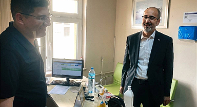 Sağlık Müdürü Öztürk, Bolvadin Devlet Hastanesini ziyaret etti
