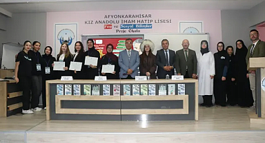 Afyonkarahisar’da Cengiz Aytmatov Paneli Düzenlendi