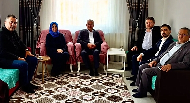 Başkan Şevki Kara'ya annesinin vefatı nedeniyle taziye ziyareti