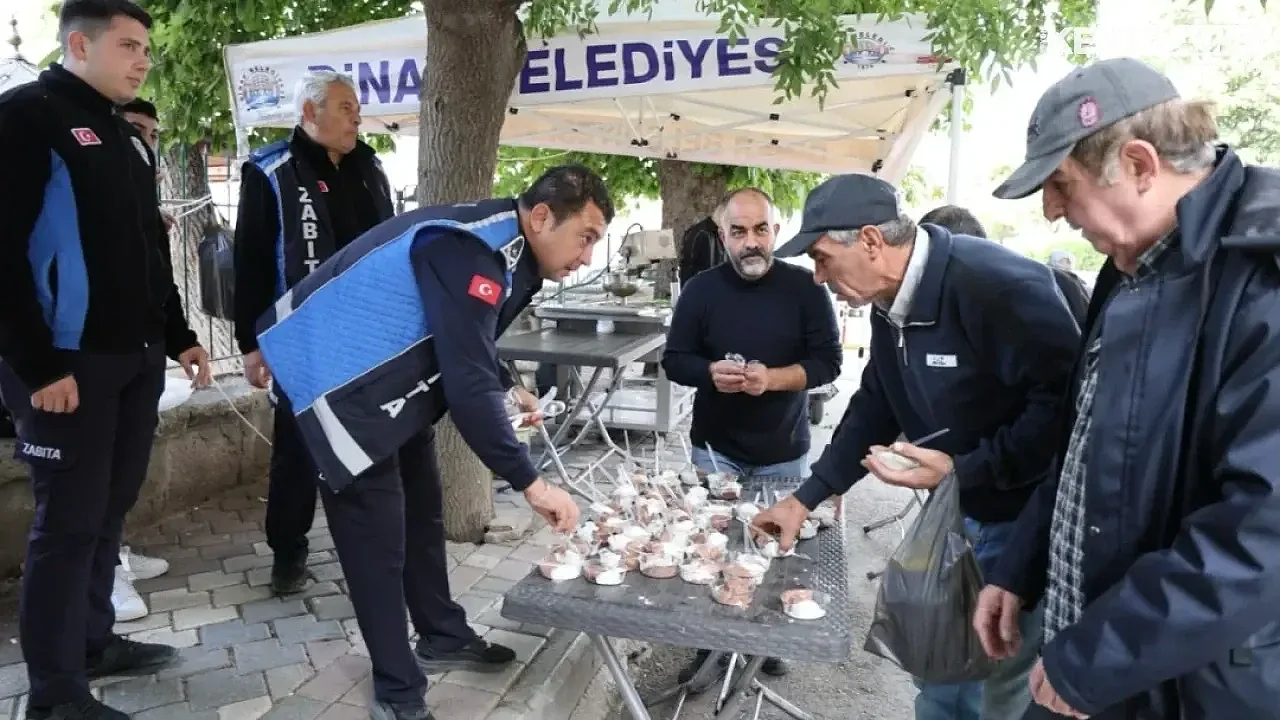 Dinar depreminin 31. yılında hayatını kaybedenler anıldı