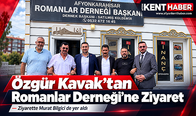 Özgür Kavak ve Murat Bilgici Romanlar Derneği'nde