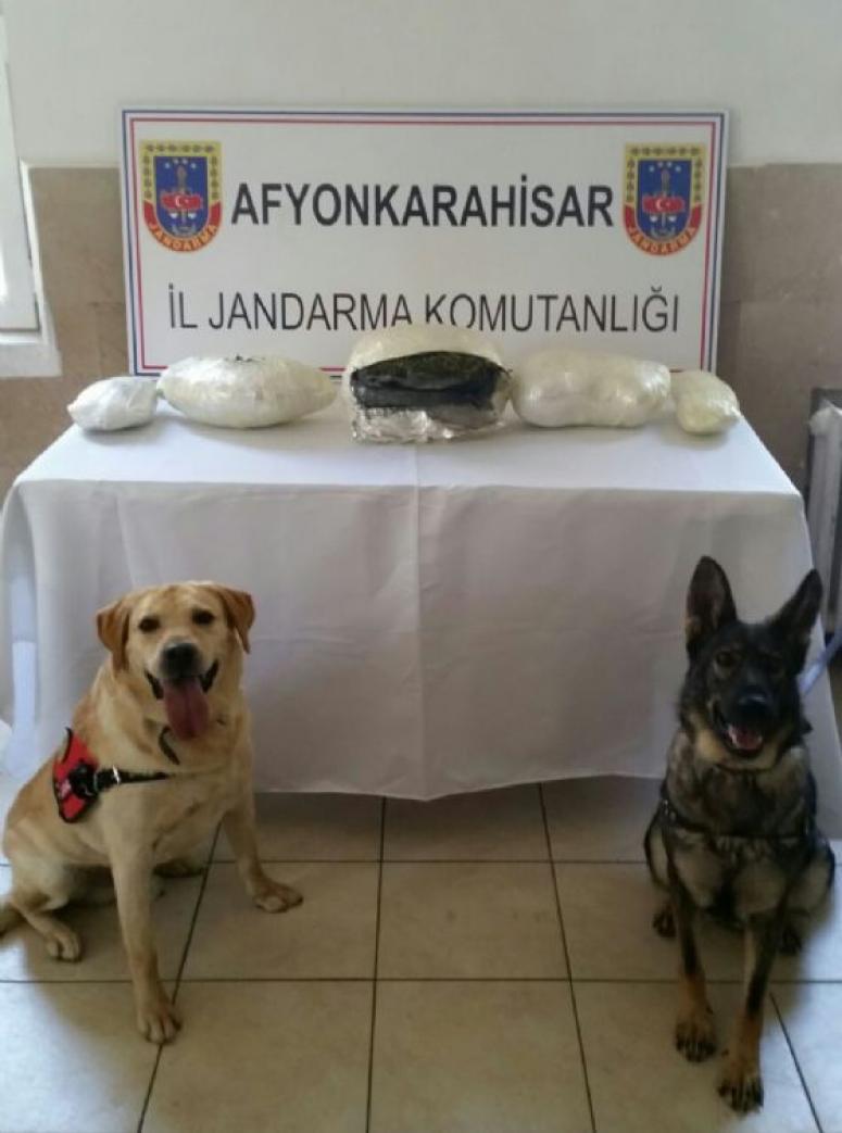 Afyon'da 3.745 Gram Kubar esrar ele geçirildi