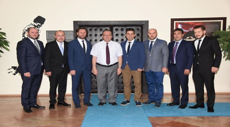 Prof. Dr. Mustafa Solak Afyon Belediyespor yönetimini kabul etti