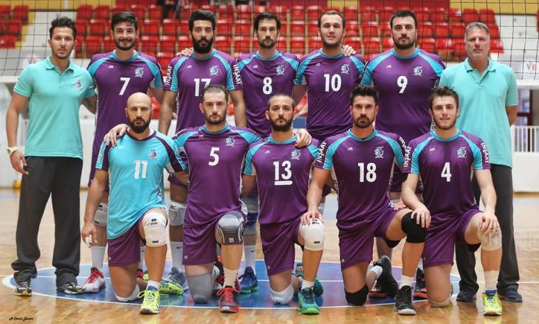 Afyon Voleybol takımı grup liderini devirdi