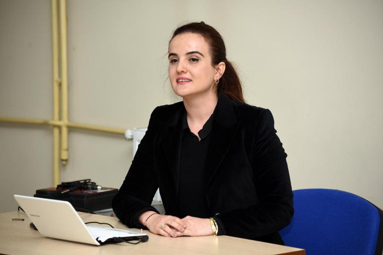 AKÜ'DE YRD. DOÇ. DR. KÜKRER VERGİ BİLİNCİNİ ANLATTI
