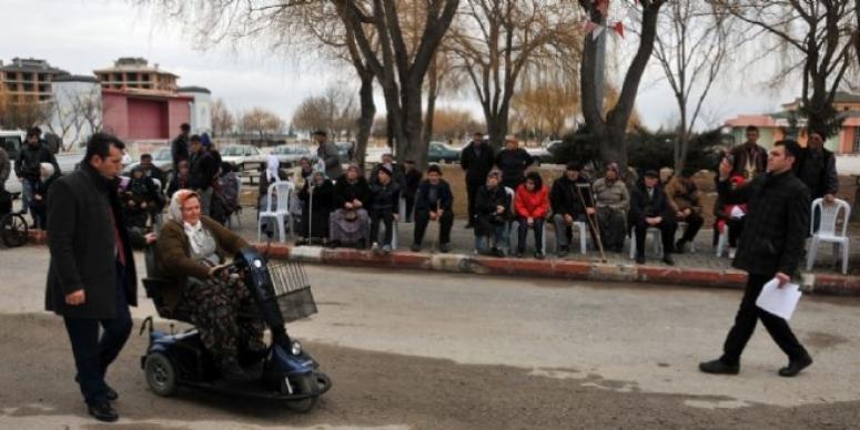 AKÜLÜ ARAÇ KULLANACAKLAR TESTTEN GEÇTİ