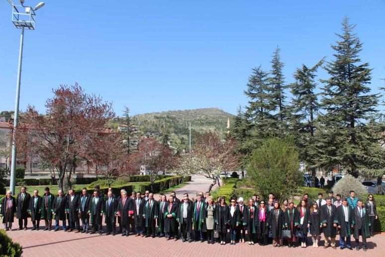 AFYON'DA 5 NİSAN AVUKATLAR GÜNÜ