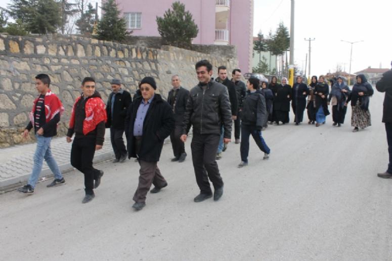 Bayat’ın kınalı kuzular dualarla uğurlandı