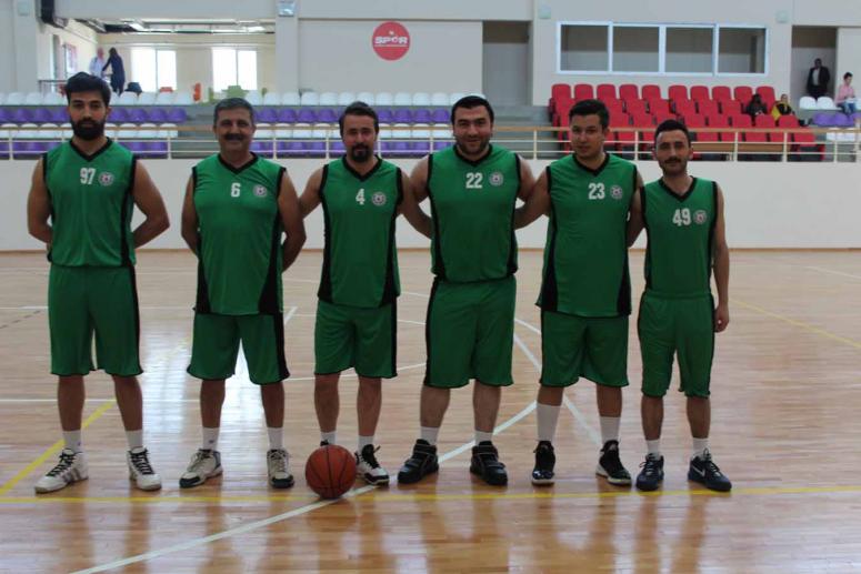 Afyon Baro Basketbol Takımı Ligde İlk Maçına Çıktı