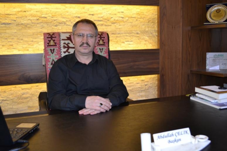 ÖĞRETMEN, KILIK-KIYAFET ÖZGÜRLÜĞÜ İSTİYOR