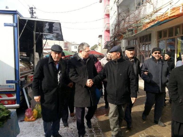 Demirkırkan, İhsaniye’de halkın sorunlarını dinledi