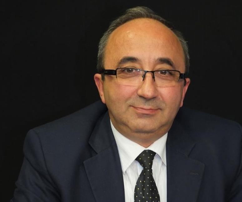 GAZETECİ EFE HASAN ÖĞÜNÇ'DEN İBRETLİK KÖŞE YAZISI