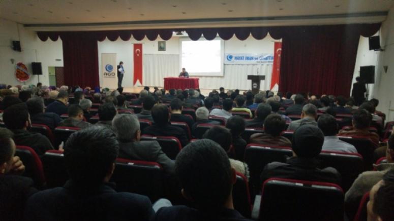 AGD ERBAKAN'I ANLAMA KONFERANSI DÜZENLEDİ