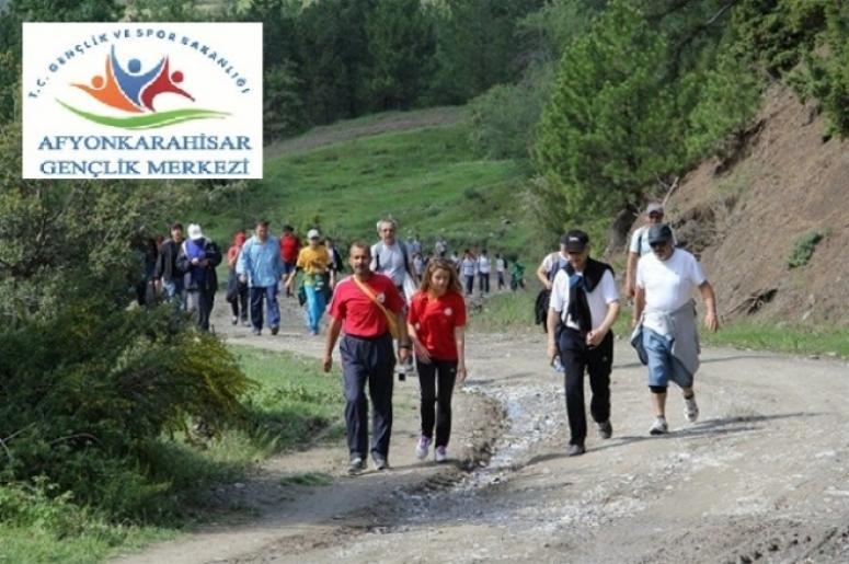 AFYON GENÇLİK MERKEZİ DOĞA YÜRÜYÜŞÜNDE BULUŞUYOR