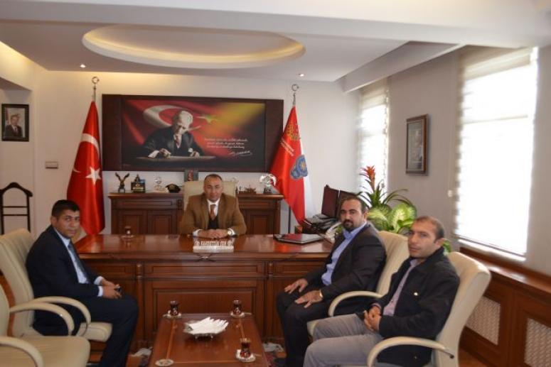 İNTERNET HABERCİLERİ DERNEĞİ MÜDÜR ŞEN'İ ZİYARET ETTİ