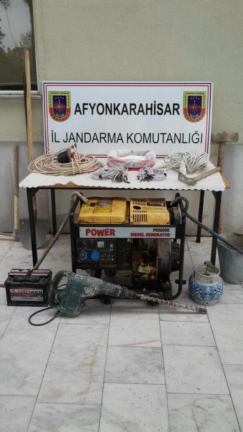 Afyonkarahisar'da “İzinsiz Kazı” yapanlar yakalandı