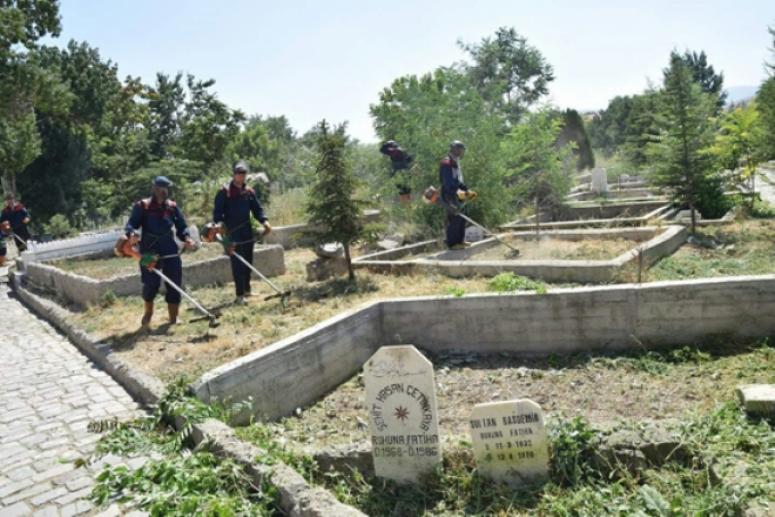 Kabirler Bayrama hazırlanıyor