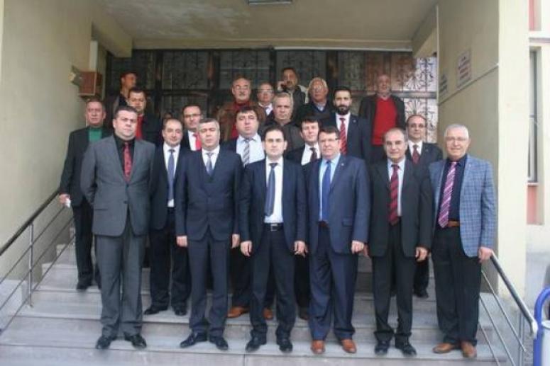 Kahya'dan Seçim Öncesi Emirdağ Turu